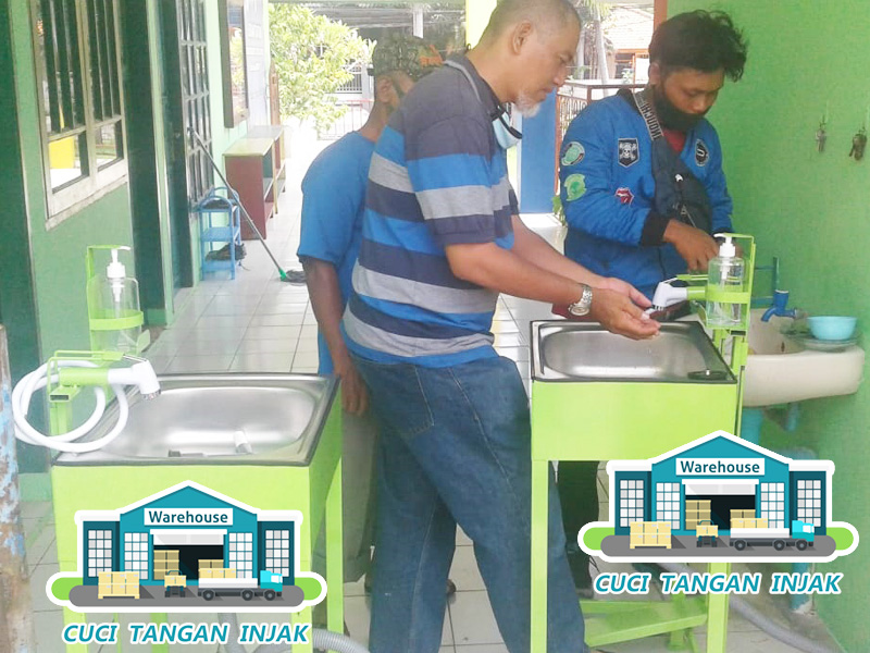 Cuci Tangan Injak